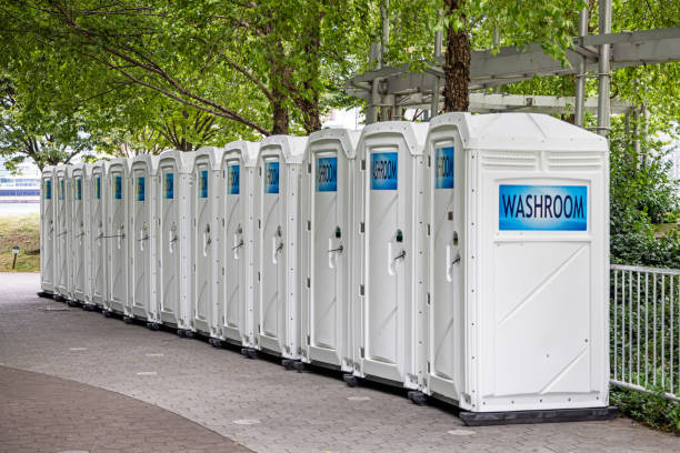 Portable Toilet Options We Offer in Forrest, IL