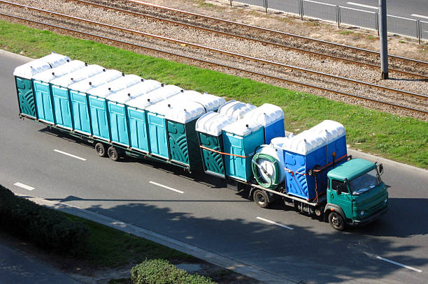 Best Construction site porta potty rental  in Forrest, IL
